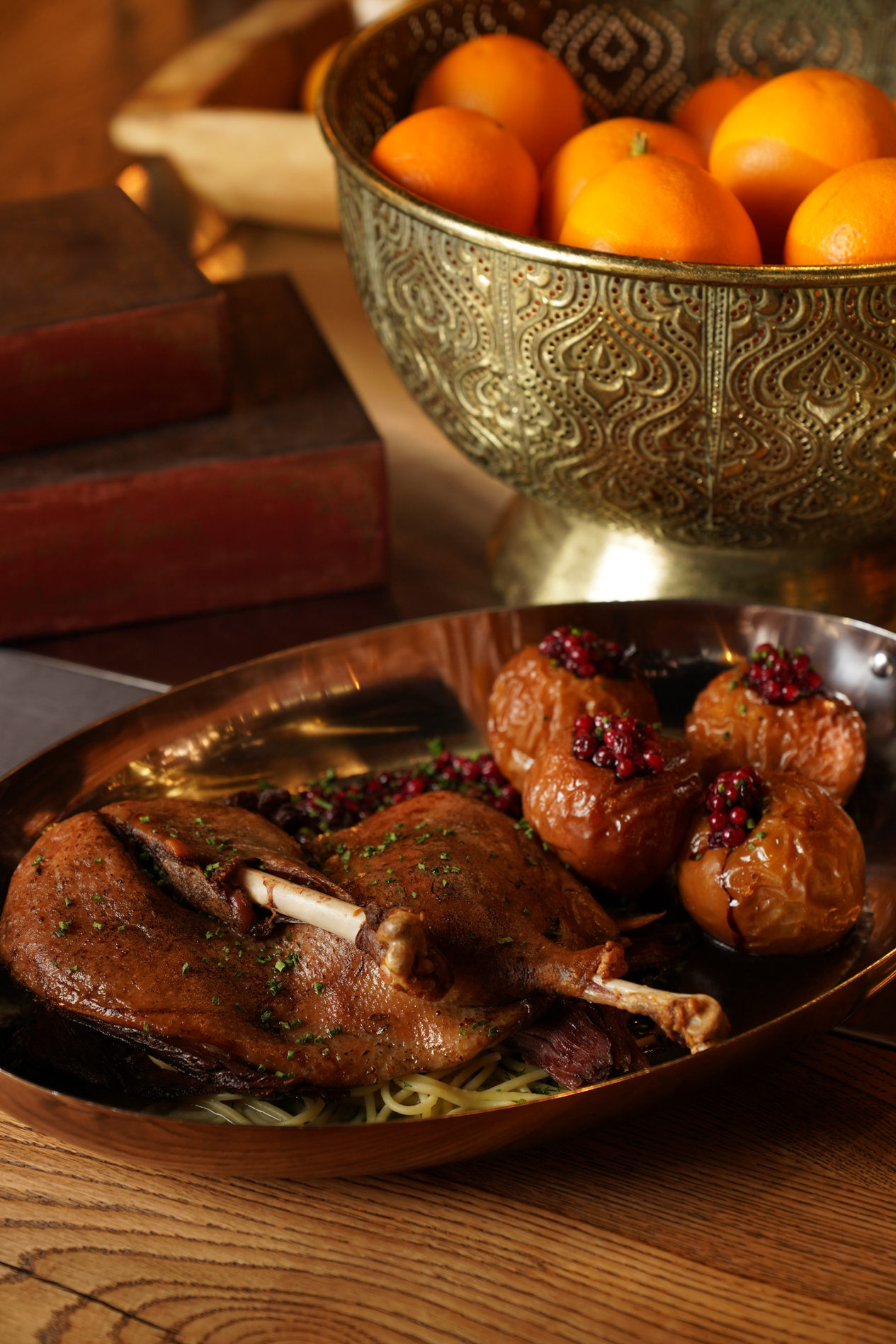 Половина гуся томленого в печи